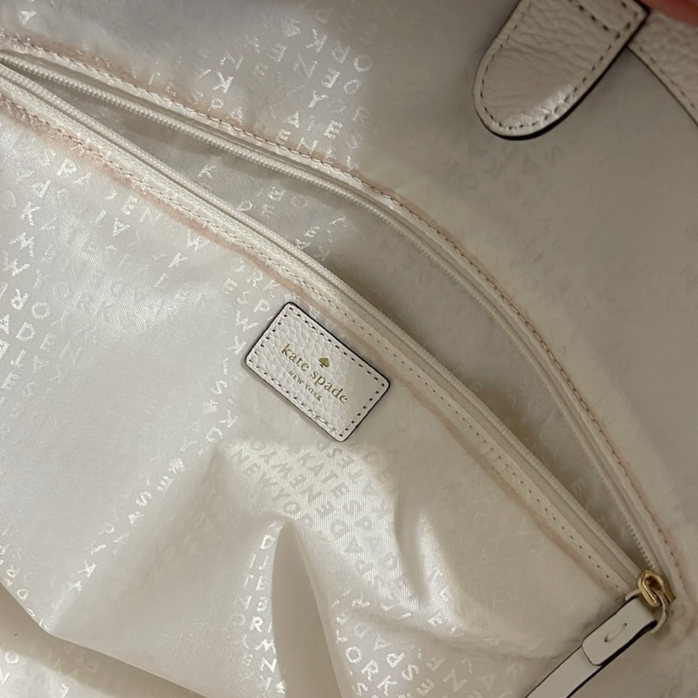KATE SPADE - white Caroline lane forester tote- NWT - Picture 7 of 15